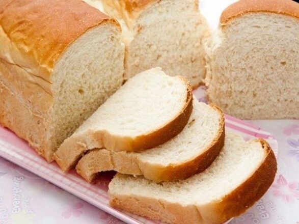 Ăn bánh mì có giảm cân không? Bánh mì chứa bao nhiêu calo?