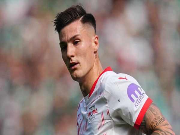 Tin chuyển nhượng: Chelsea cạnh tranh vụ Benjamin Sesko