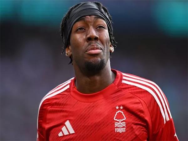 Tin CLB Newcastle: Nhanh chóng chiêu mộ Elanga