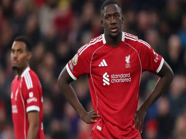 Tin Liverpool: Konate xin lỗi NHM sau trận thua trước PSV